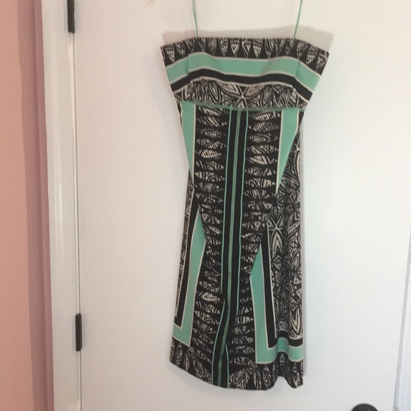 Nicole Miller strapless silk dress. - Picture 4 of 16